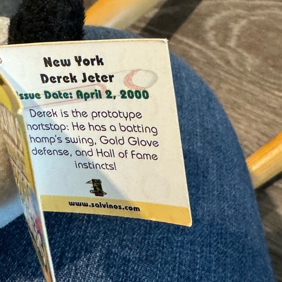 Salvino’s New York Yankees Derek Jeter #2 Bear NWT’s. He’s gray, black & white - Picture 7 of 7